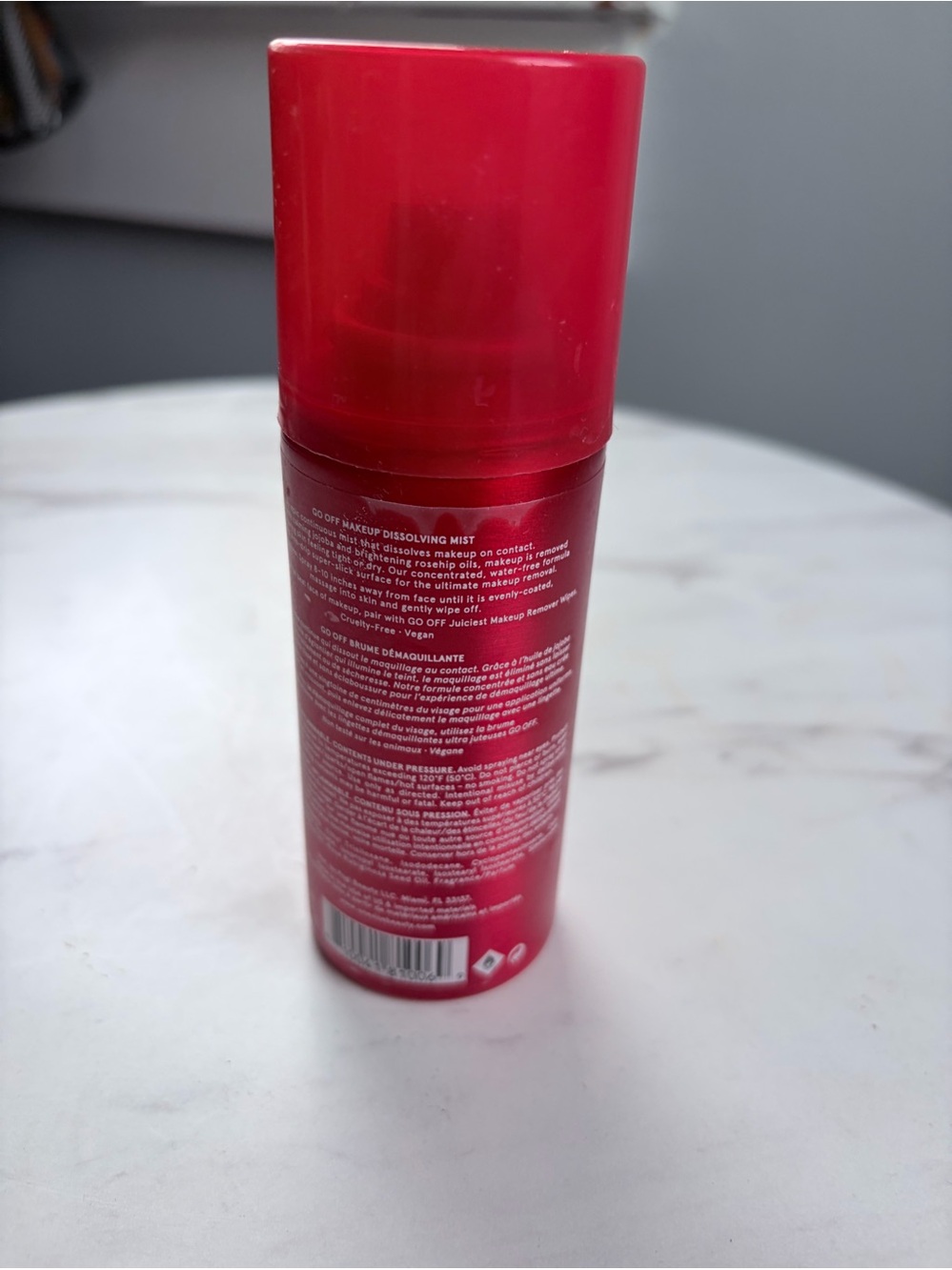 ONE/SIZE Go Off Makeup Dissolving Mist — Red - Picture 2 of 4